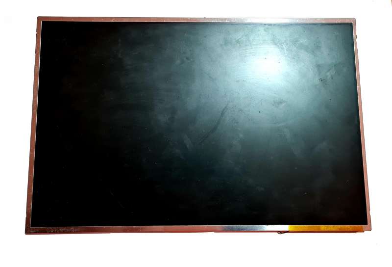 LCD PANTALLA PORTATIL CON CABLE E INVERSOR N154I2 -L01