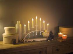 CANDELABRO LED 7 VELAS METAL BLANCO NAVIDEÑO BLANCO CALIDO