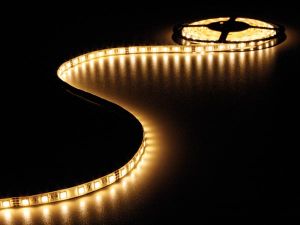 CINTA DE LEDS FLEXIBLE BLANCO CÁLIDO 2700K 300 LEDS 5M 24V