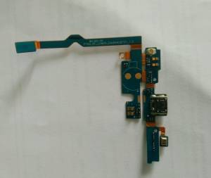 LG L9 P760 PLACA CON MICRO Y CARCADOR USB